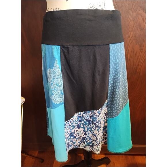 Patchwork Floral Blue Black A Line Pull On Knee-Length Skirt Size Large Boho - Picture 1 of 4
